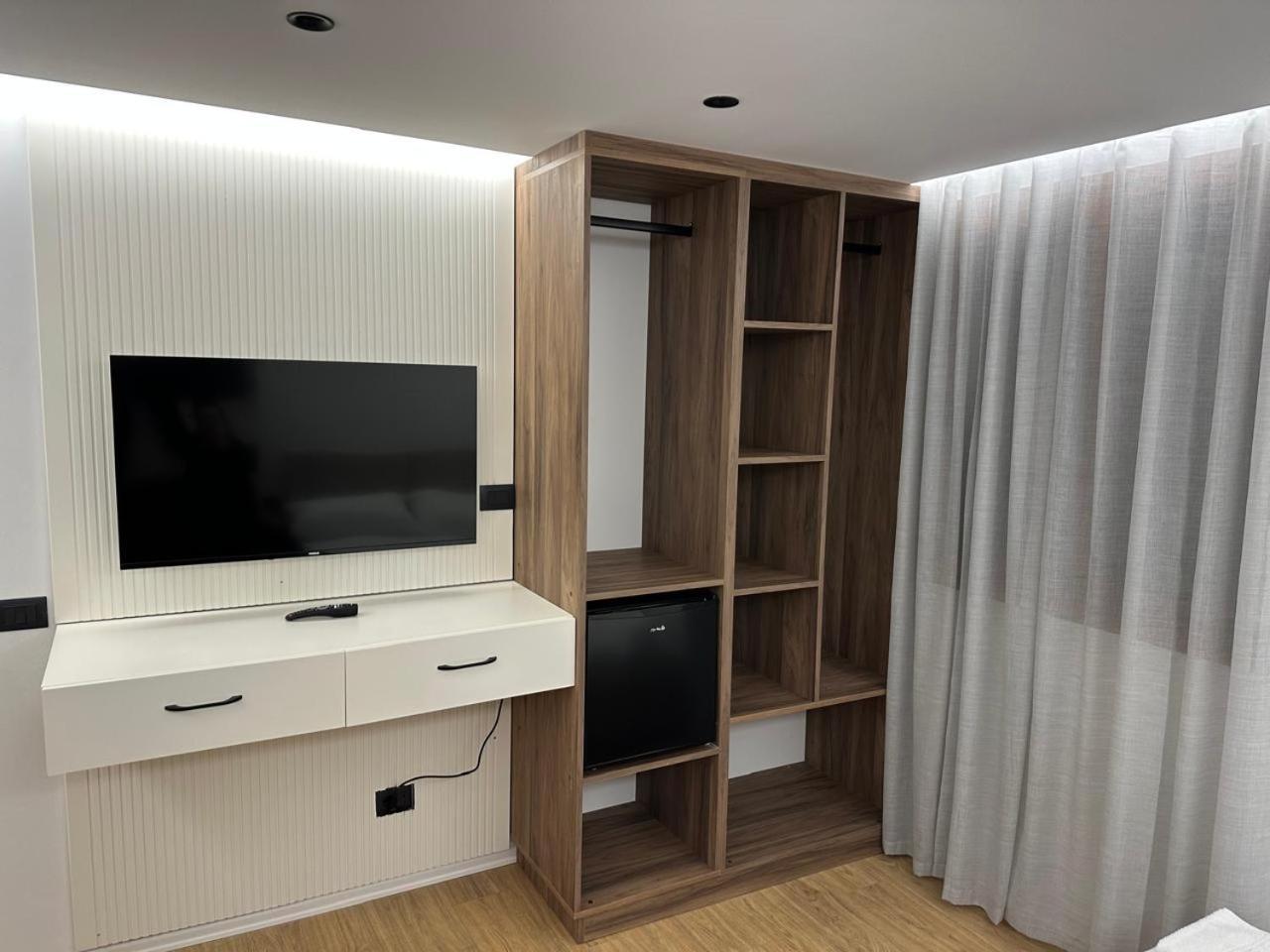 Marios Rooms Radhimë Extérieur photo